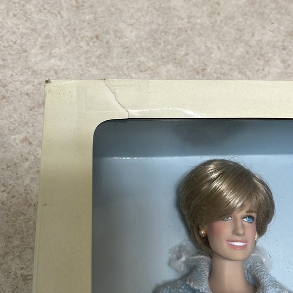 BNWT FRANKLIN MINT DIANA THE PEOPLE’S PRINCESS PORTRAIT PORCELAIN DOLL IN BOX - Picture 7 of 8